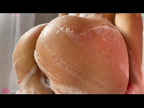 ❤️ Brunette masturbéiert Pussy mat Vibrator fir en intensiven Orgasmus an der Dusch ☑ Fucking Video  op Porno lb.hentaibar.ru ️❤