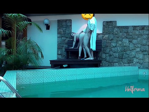 ❤️ Boss invitéiert Déngschtmeedchen an de Pool, mee konnt net engem waarm widderstoen ☑ Fucking Video  op Porno lb.hentaibar.ru ️❤